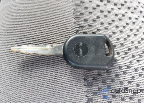 2000 Ford F-150 Lariat/Work Series/Xl/Xlt z USA, uszkodzony, nr VIN 1FTRX17L6YNA91296